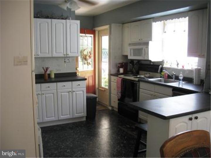 102 Progress Street Riverside, NJ 08075 - Photo 11 of 25 Kitchen
