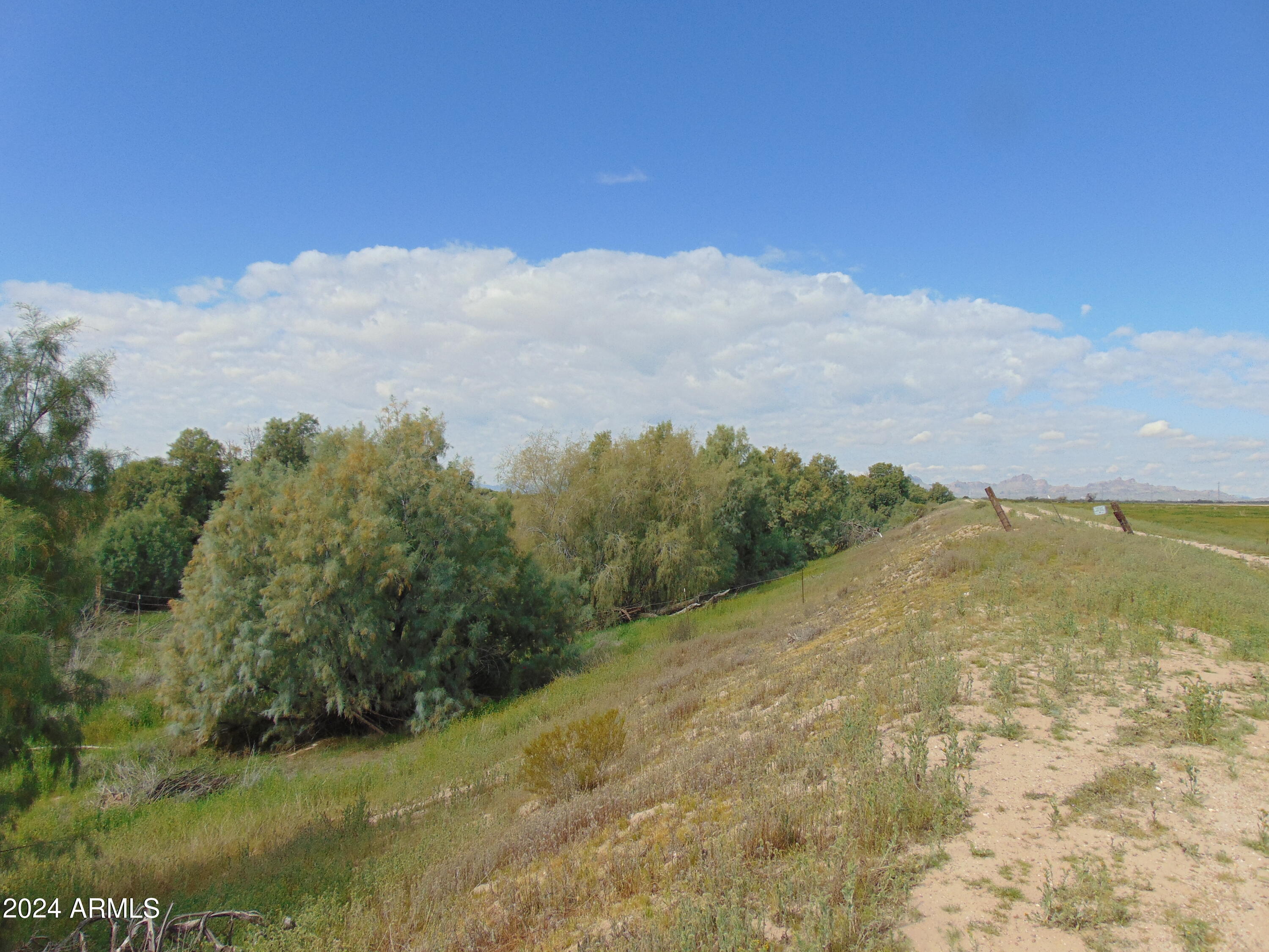 1 South Curry Road, Unit A2 Eloy, AZ 85131 - Photo 13 of 17 019