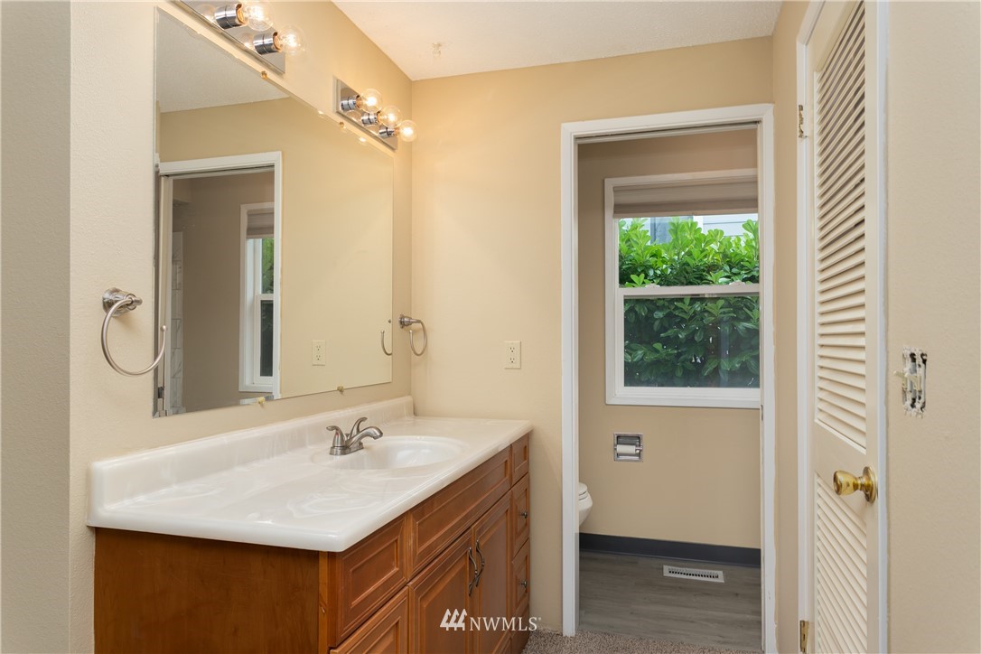 14830 Southeast 170th Street Renton, WA 98058 - Photo 13 of 27 Gallery Image 13