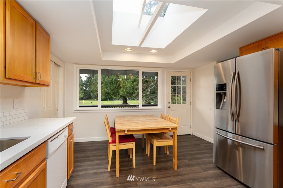 14830 Southeast 170th Street Renton, WA 98058 - Photo 9 of 27 Gallery Image 9