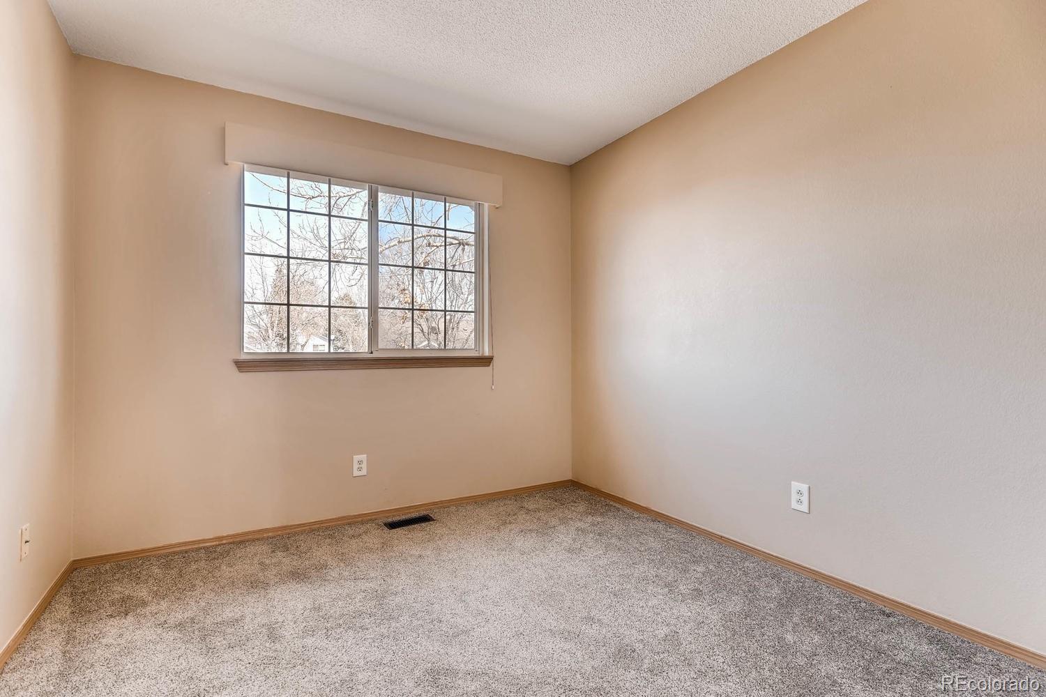 1046 Brittany Way Highlands Ranch, CO 80126 - Photo 17 of 27