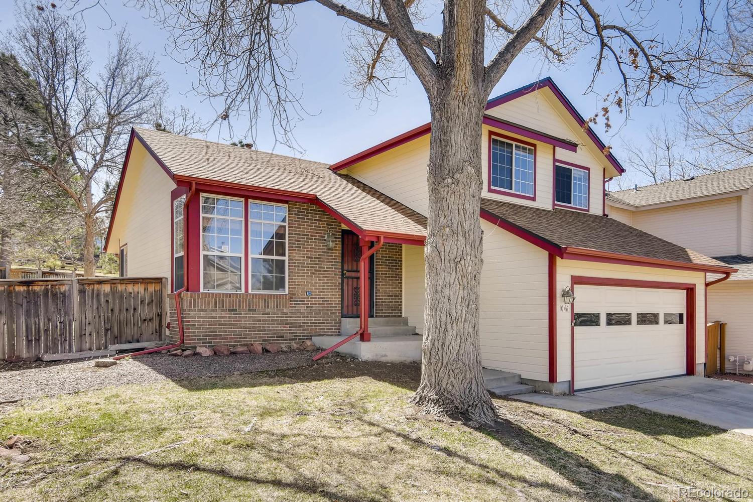 1046 Brittany Way Highlands Ranch, CO 80126 - Photo 2 of 27