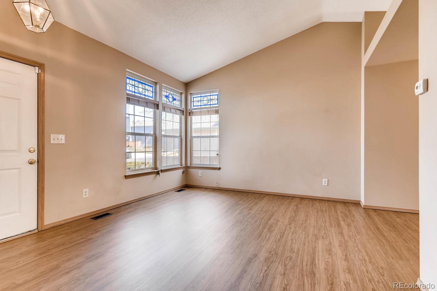 1046 Brittany Way Highlands Ranch, CO 80126 - Photo 4 of 27