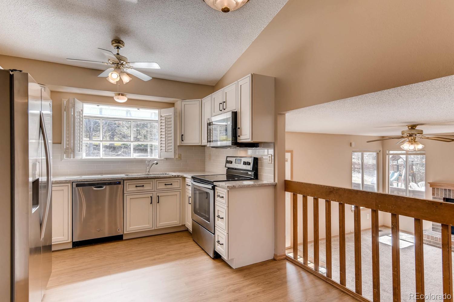 1046 Brittany Way Highlands Ranch, CO 80126 - Photo 7 of 27