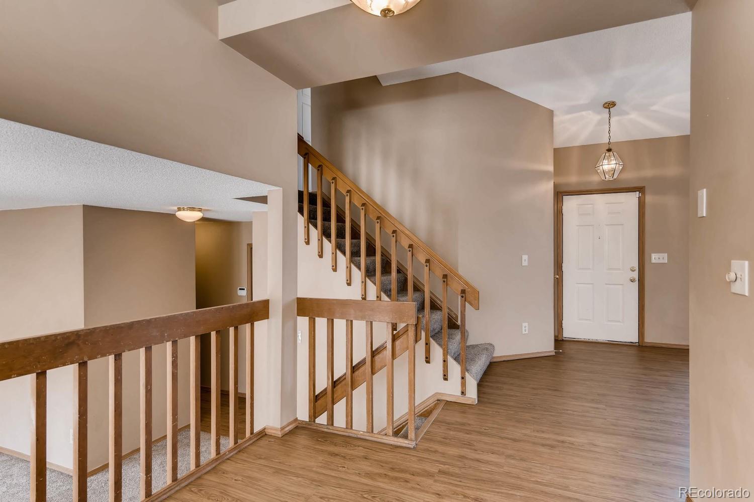 1046 Brittany Way Highlands Ranch, CO 80126 - Photo 10 of 27