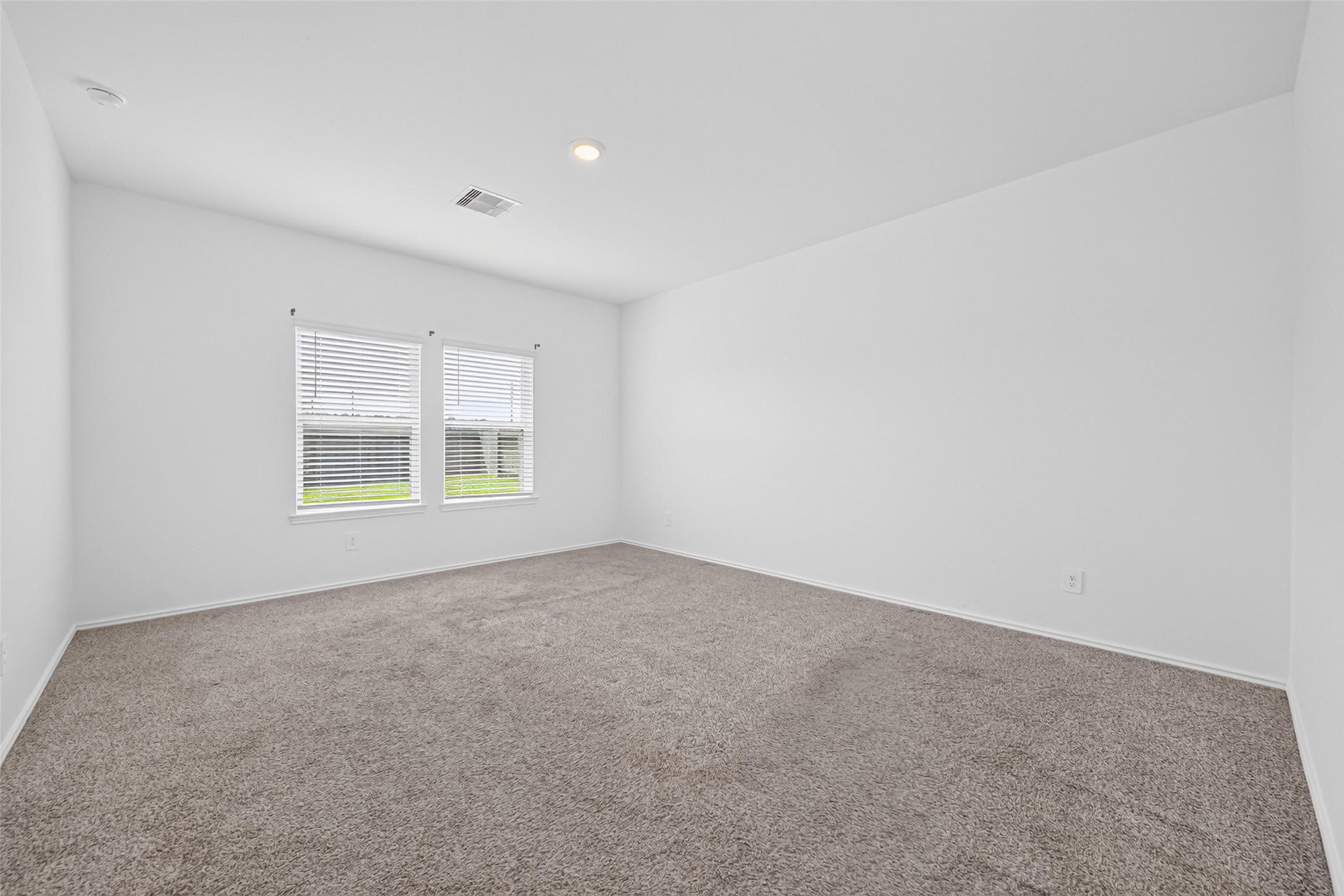 24206 Foxdale Bay Ct Spring Spring, TX 77373 - Photo 7 of 14 Primary Bedroom 1st floor
