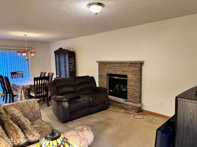 $345,000 | 1145 Chickadee Drive, Pocono Summit, PA 18346