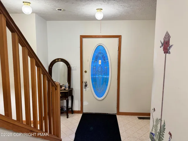 $345,000 | 1145 Chickadee Drive, Pocono Summit, PA 18346