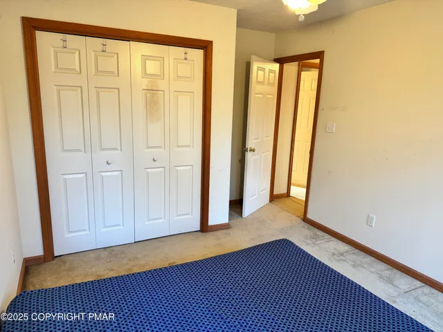 $345,000 | 1145 Chickadee Drive, Pocono Summit, PA 18346