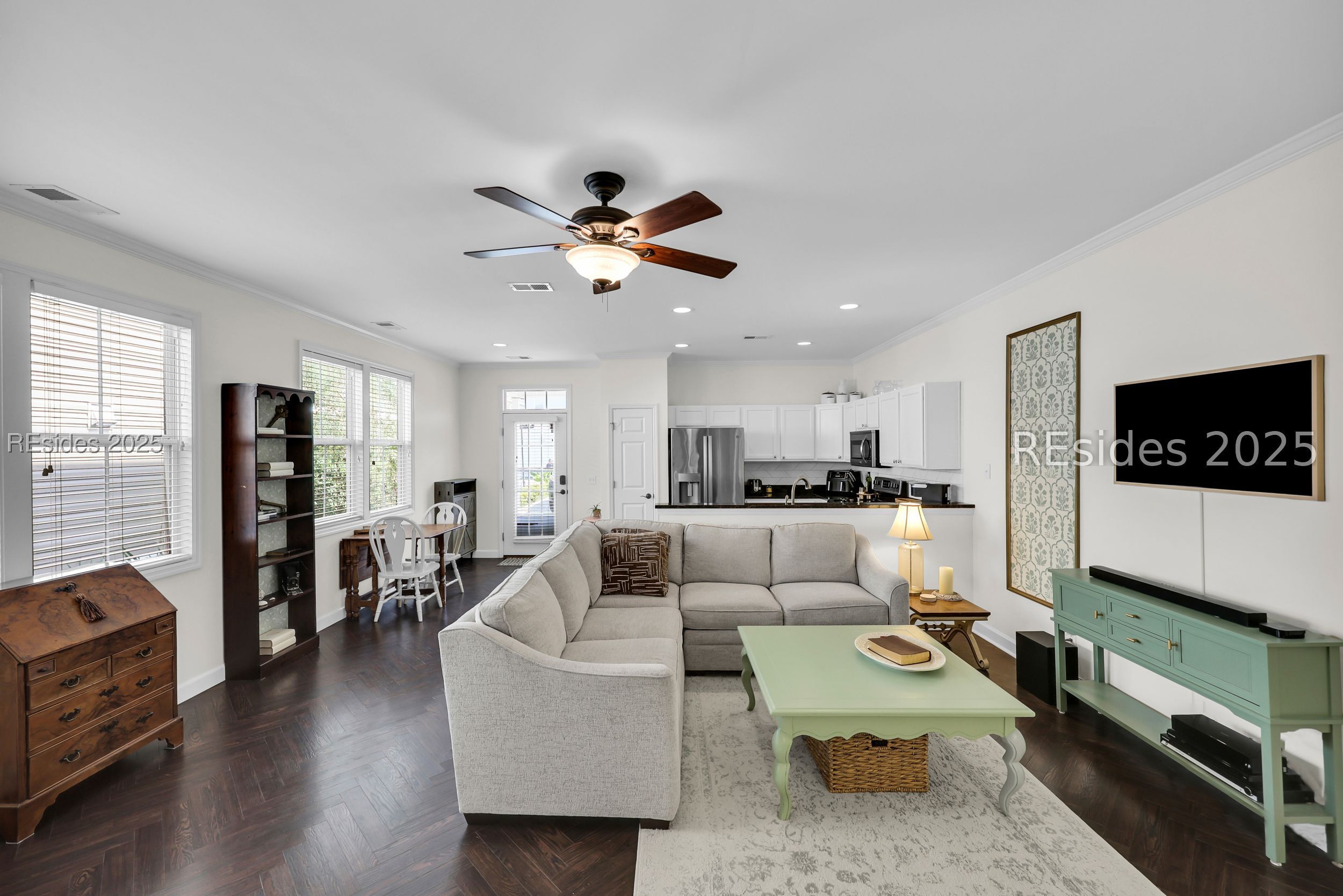 149 Regent Avenue Bluffton, SC 29910 - Photo 4 of 37