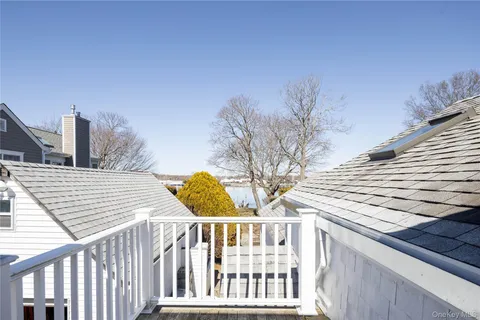 $2,400,000 | 168 Sterling Street, Greenport, NY 11944