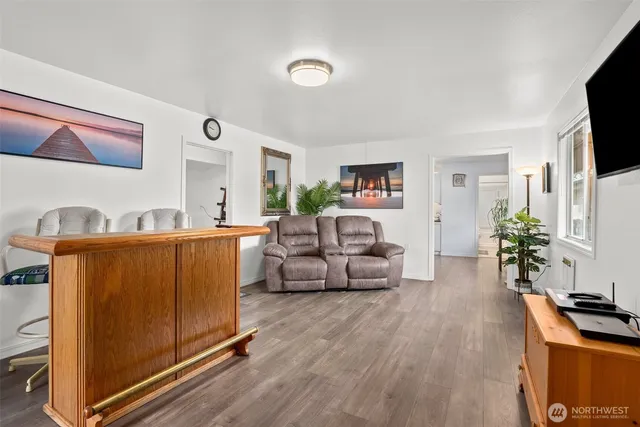 $1,576,000 | 173 Beach Road, Mossyrock, WA 98564