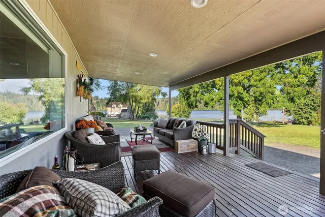 $1,576,000 | 173 Beach Road, Mossyrock, WA 98564