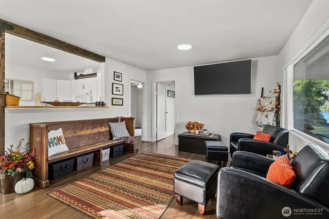 $1,576,000 | 173 Beach Road, Mossyrock, WA 98564