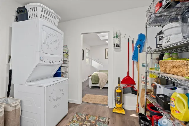 $1,576,000 | 173 Beach Road, Mossyrock, WA 98564