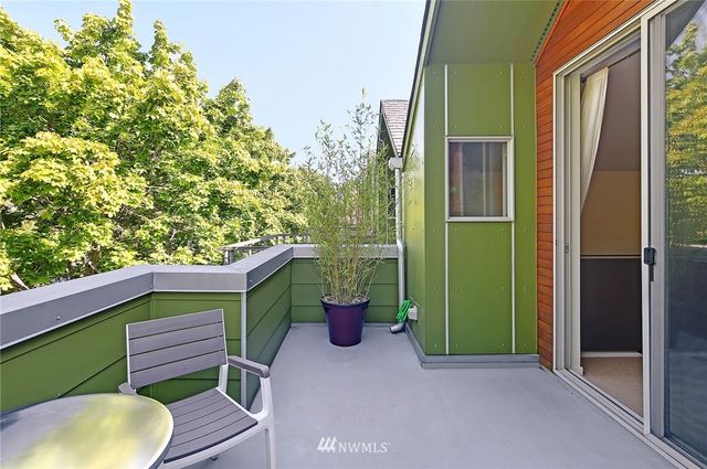 $835,000 | 118 25th Avenue South, Seattle, WA 98144