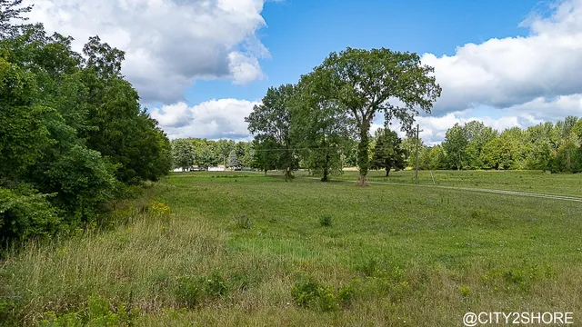 $925,000 | 9905 52nd Avenue, Allendale, MI 49401