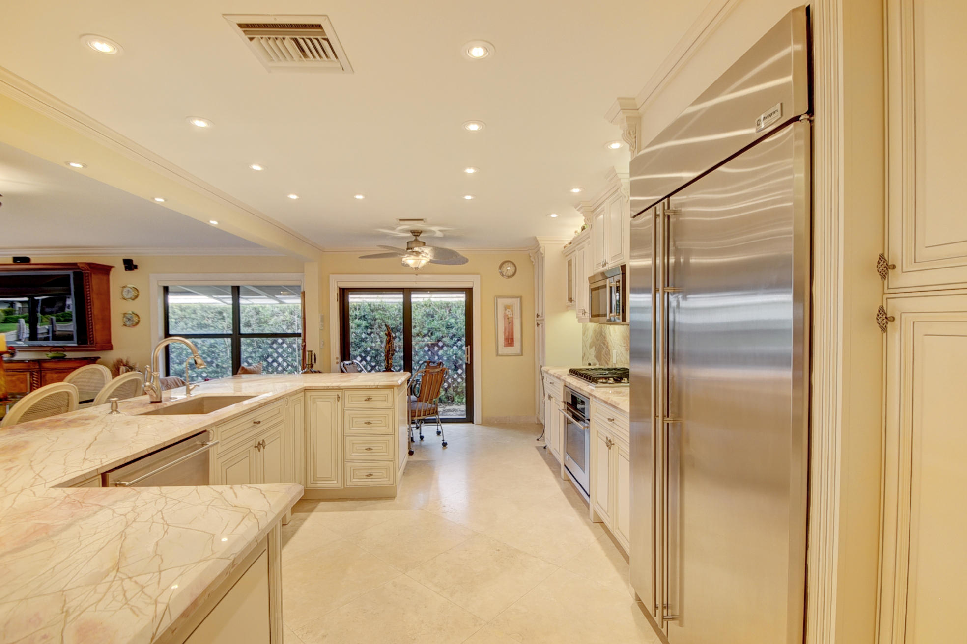 5264 Boca Marina Circle South Boca Raton, FL 33487 - Photo 9 of 45 DSC_1872_3_4_5_6