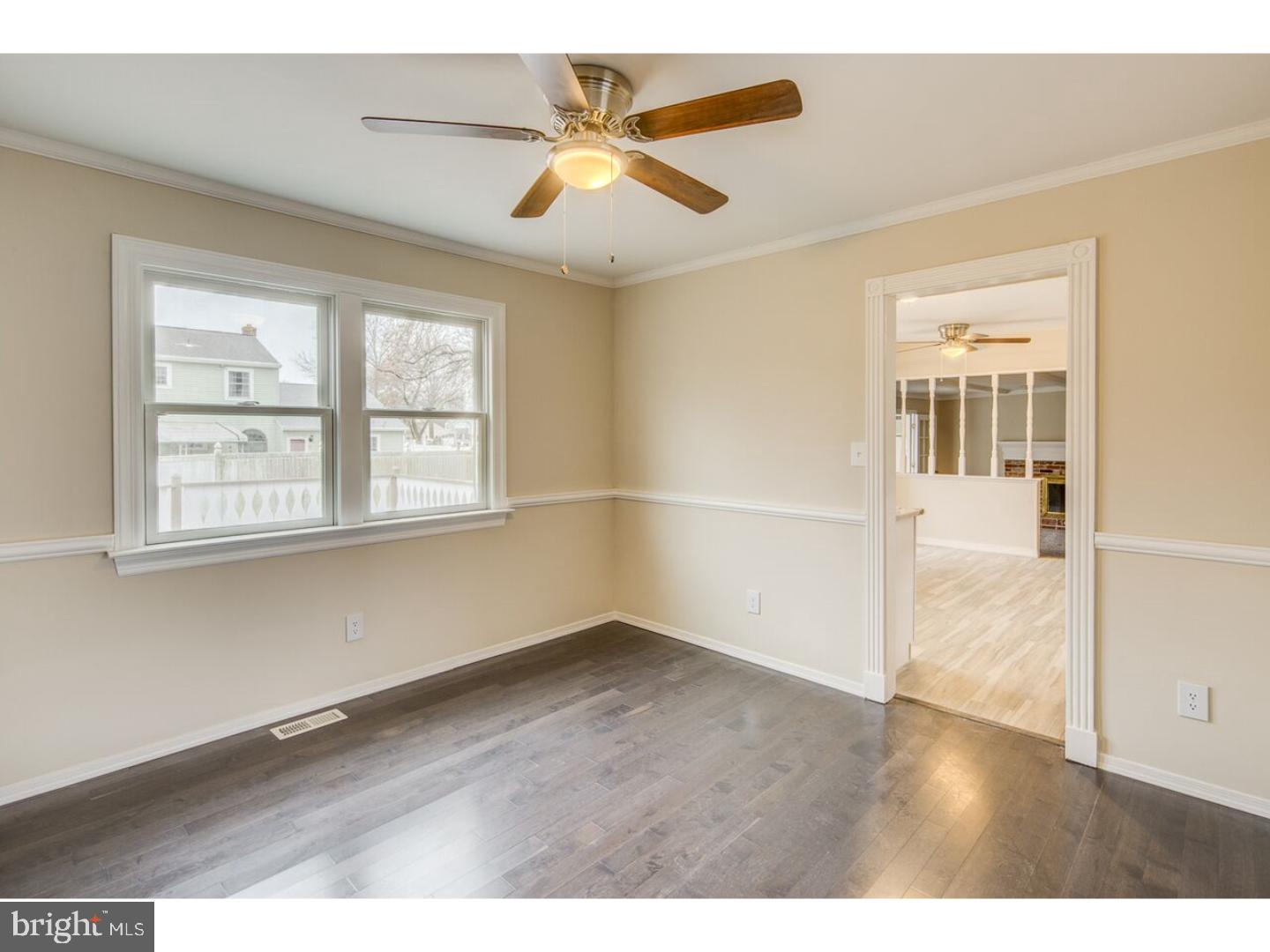 28 Nottingham Road Evesham, NJ 08053 - Photo 4 of 24 Gallery Image 4