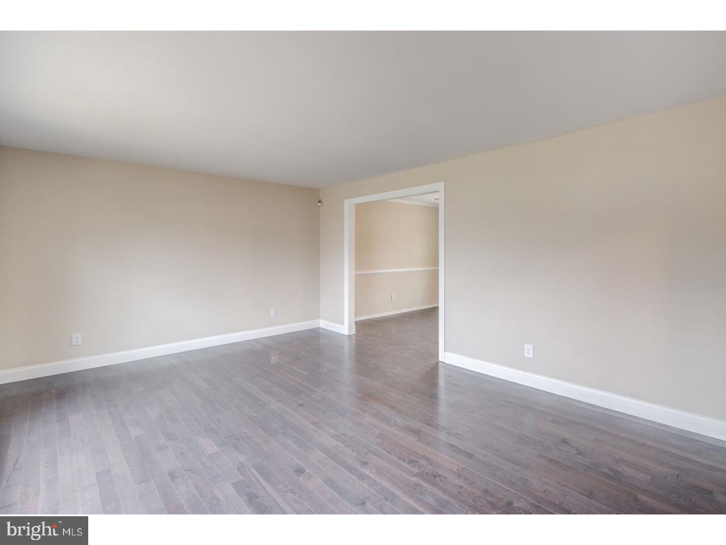 28 Nottingham Road Evesham, NJ 08053 - Photo 5 of 24 Gallery Image 5