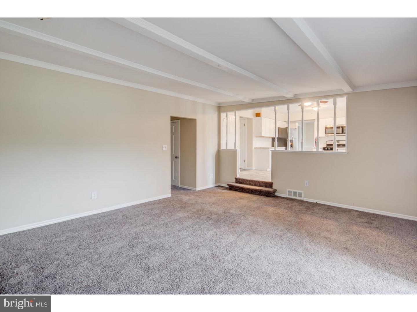 28 Nottingham Road Evesham, NJ 08053 - Photo 9 of 24 Gallery Image 9