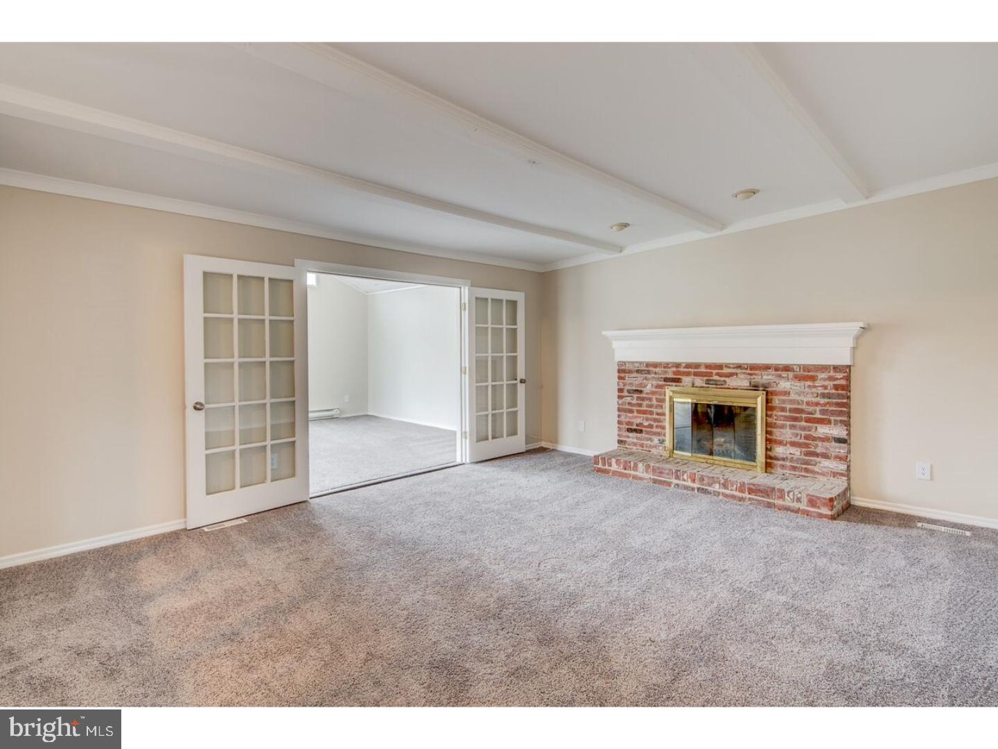 28 Nottingham Road Evesham, NJ 08053 - Photo 10 of 24 Gallery Image 10