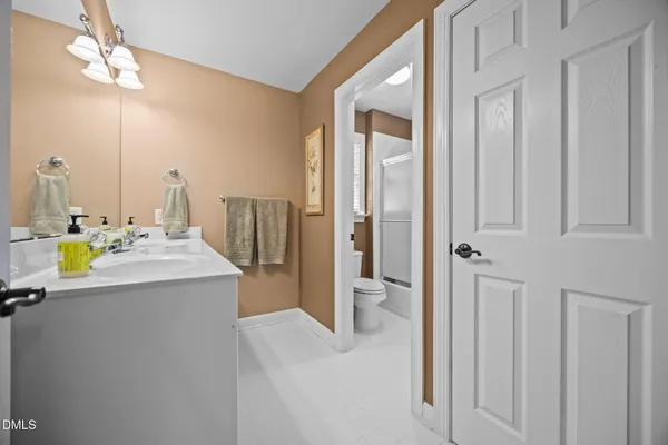 $1,200,000 | 8005 Oneal Road, Raleigh, NC 27613