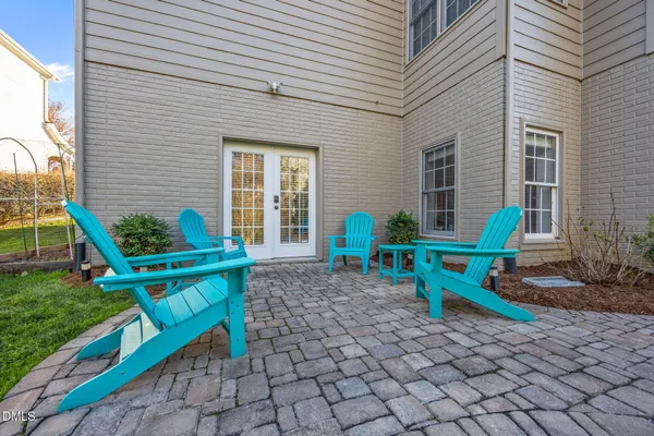 $1,200,000 | 8005 Oneal Road, Raleigh, NC 27613