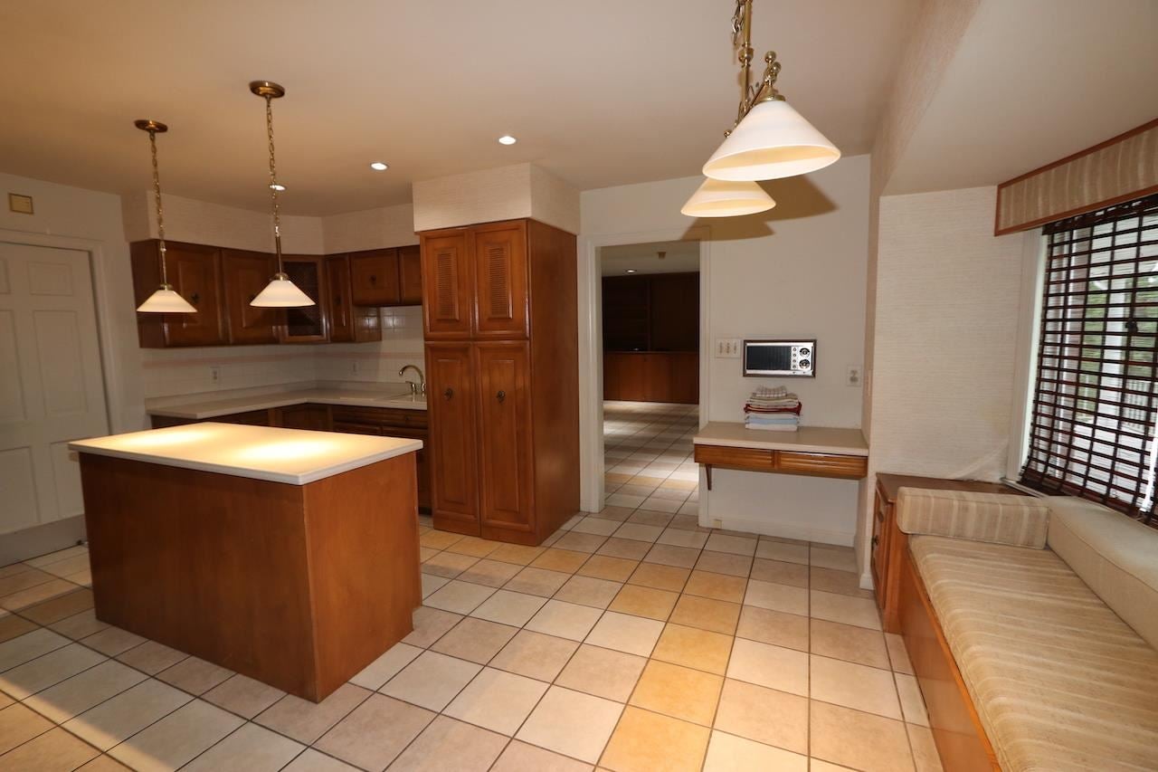 3070 McCoy Road Huntington, WV 25701 - Photo 4 of 32 Gallery Image 4