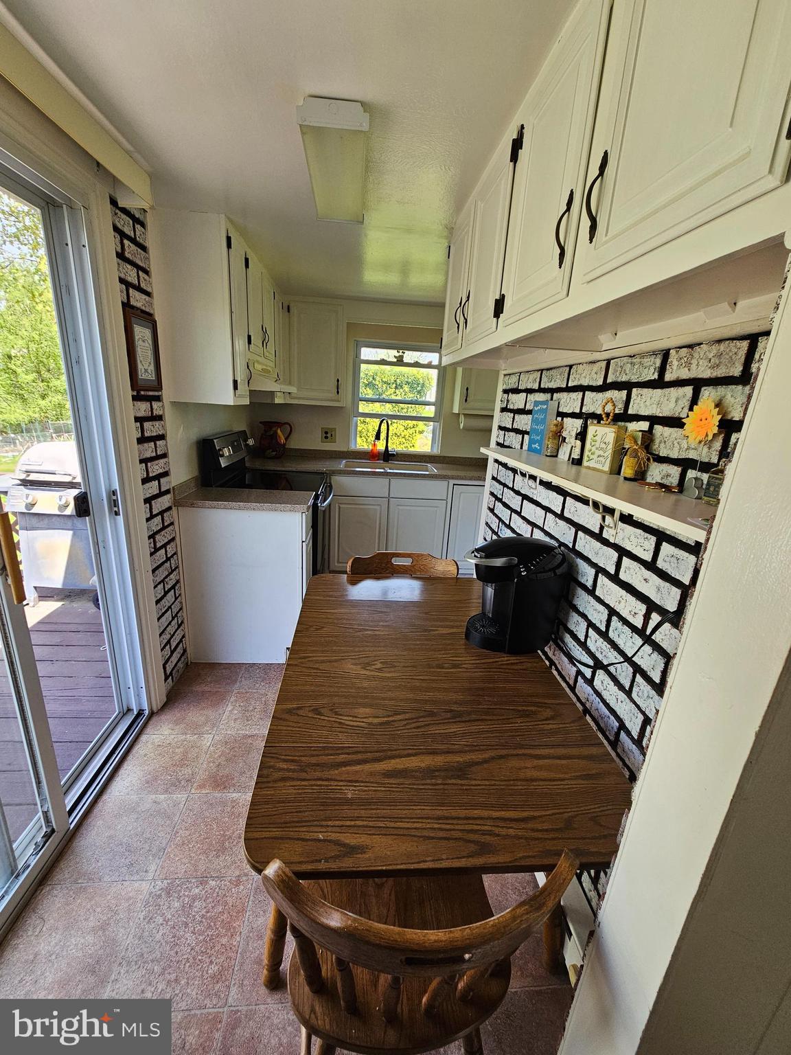1020 Spur Road Souderton, PA 18964 - Photo 12 of 39 House - Kitchen