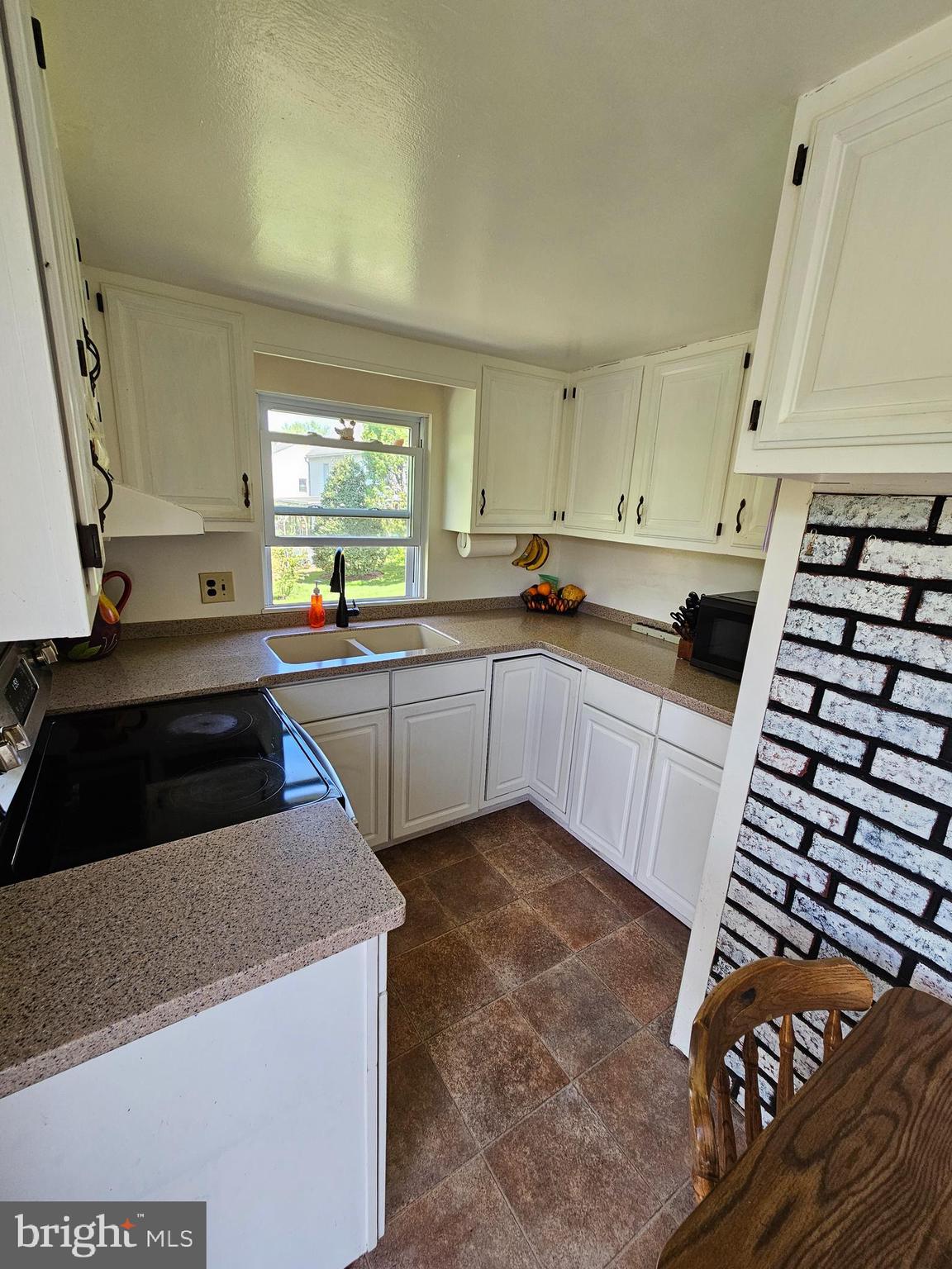 1020 Spur Road Souderton, PA 18964 - Photo 14 of 39 House - Kitchen