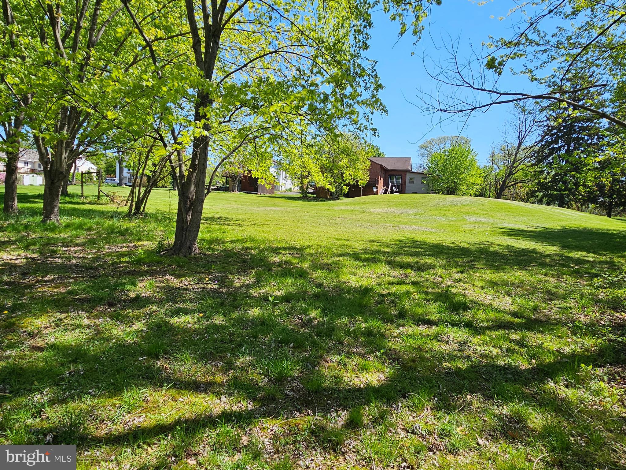 1020 Spur Road Souderton, PA 18964 - Photo 27 of 39 Yard