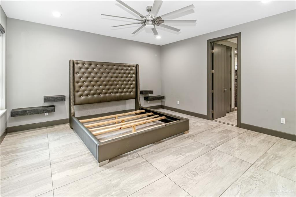 1828 Kilgore Avenue McAllen, TX 78504 - Photo 11 of 21 a view of work space with windows