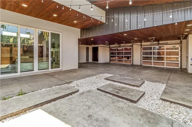 a view of a house with a garage