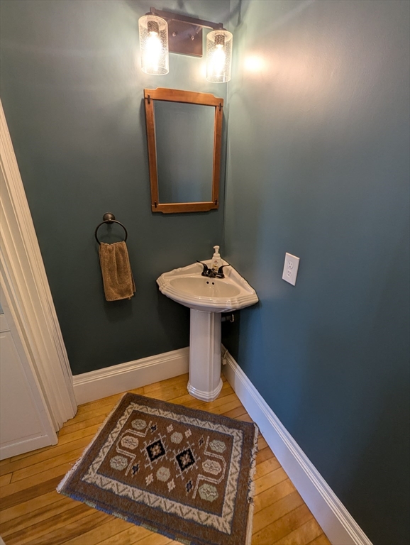 13 Maplewood Road Worcester, MA 01602 - Photo 19 of 39 Gallery Image 19
