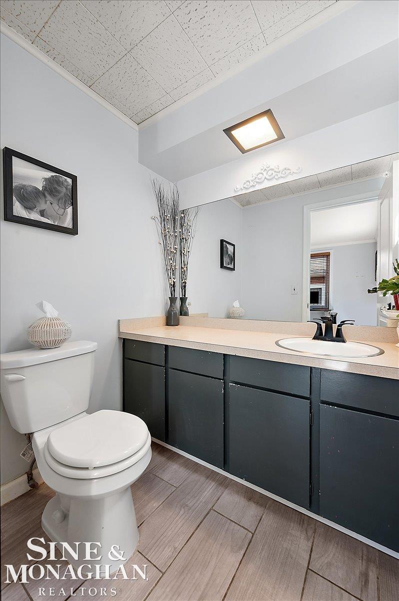 917 Fisher Road Grosse Pointe, MI 48230 - Photo 22 of 61 50186214-3b646f5e-68c8-4327-a6fb-b4f786af22f5.JPG