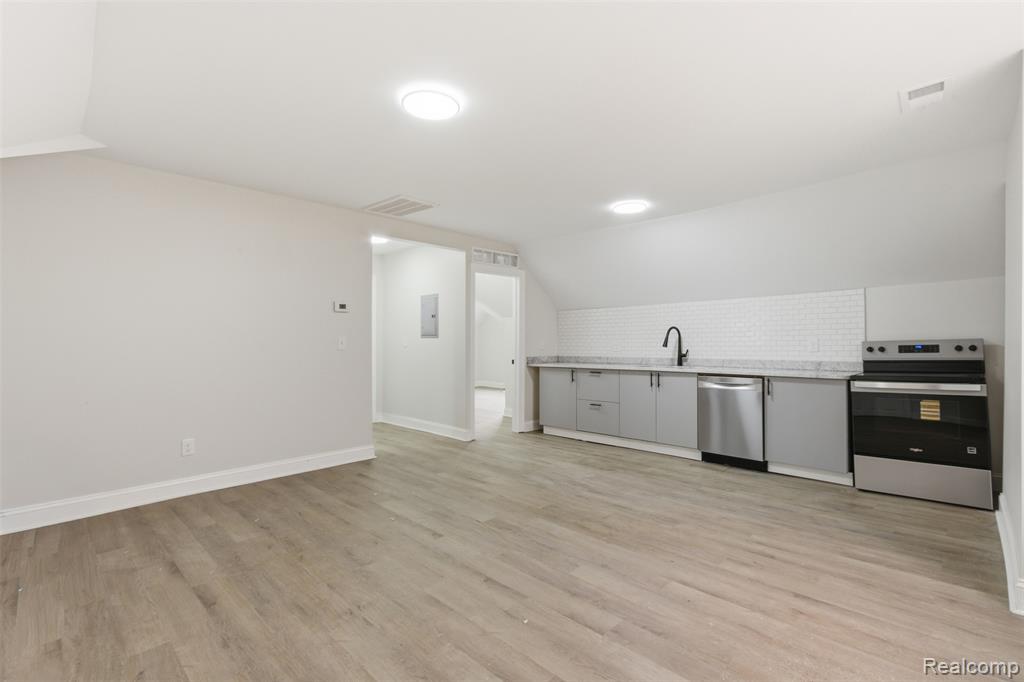 4635 John R Street, Unit 4 Detroit, MI 48201 - Photo 11 of 13