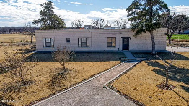 $1,150,000 | 7770 Westside Drive, Canutillo, TX 79835