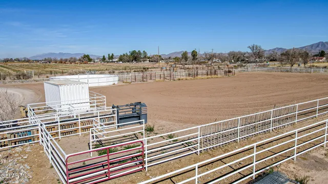 $1,150,000 | 7770 Westside Drive, Canutillo, TX 79835