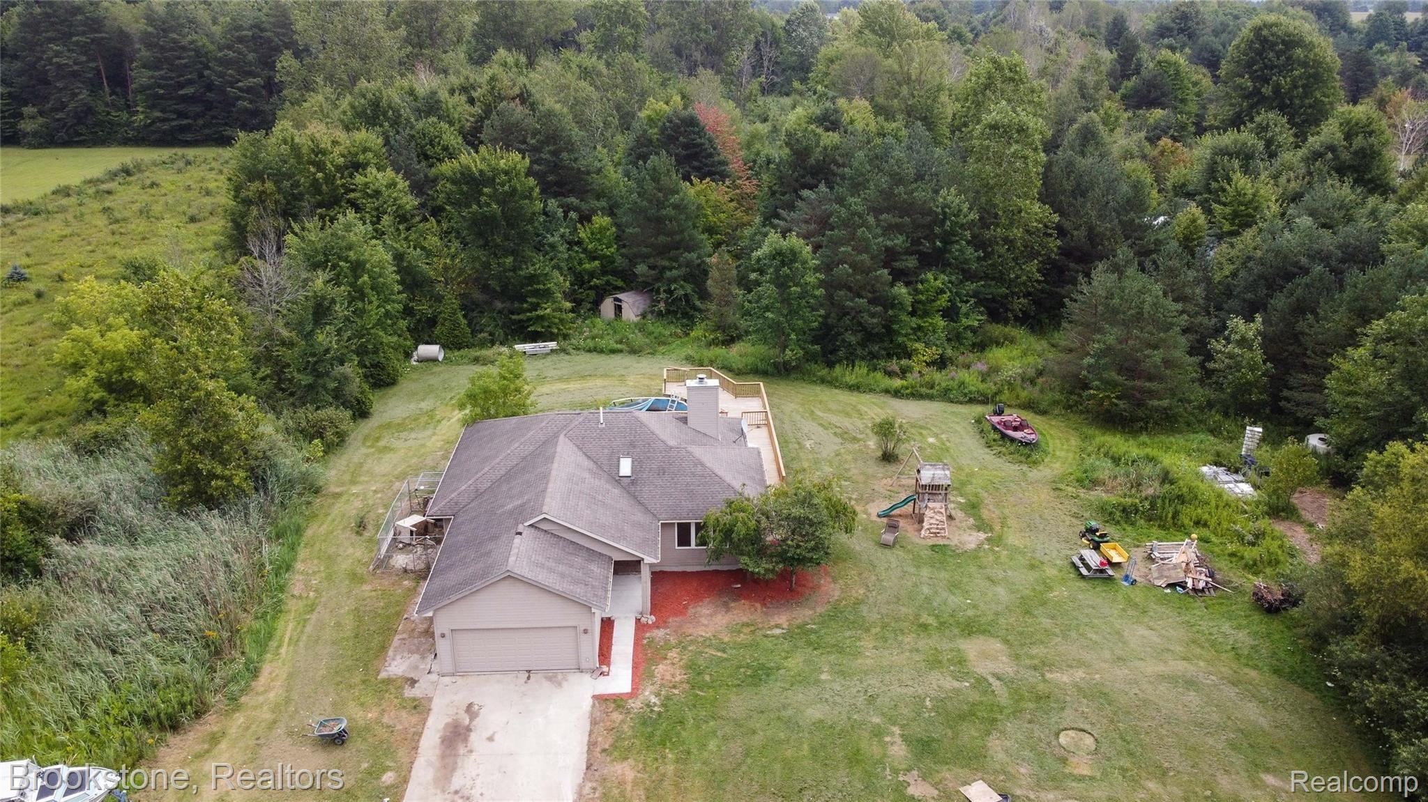 5650 Cribbins Road North Street, MI 48049 - Photo 25 of 32 House_cribbins-25.jpg