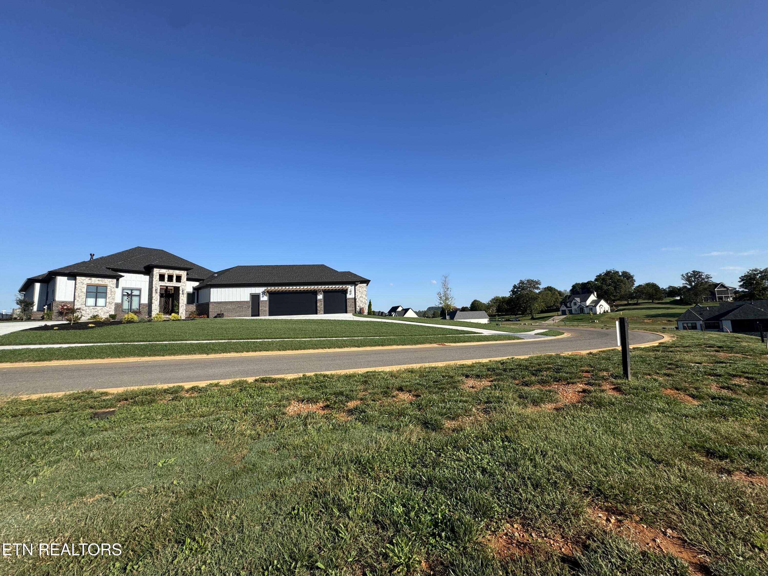 417 Ladybug Lane Loudon, TN 37774 - Photo 8 of 35 IMG_6800