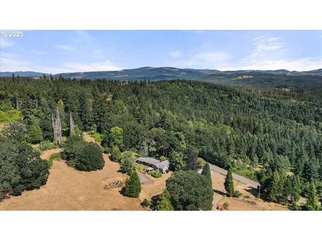$699,999 | 29555 South Beavercreek Road, Mulino, OR 97042