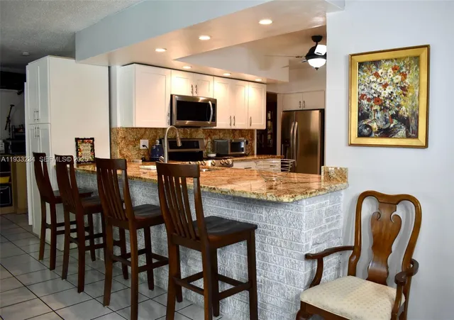 $695,000 | 1731 North 54th Avenue, Hollywood, FL 33021