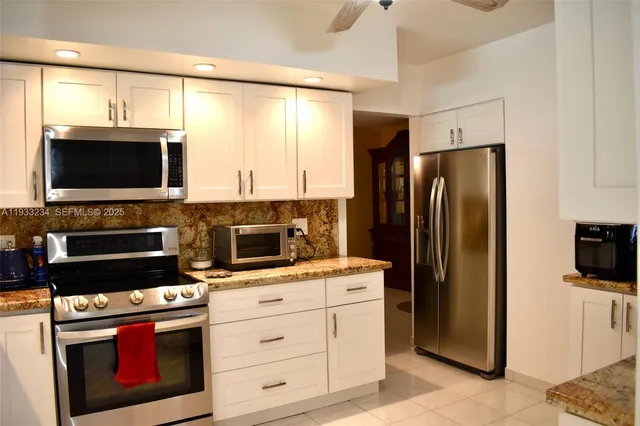 $695,000 | 1731 North 54th Avenue, Hollywood, FL 33021