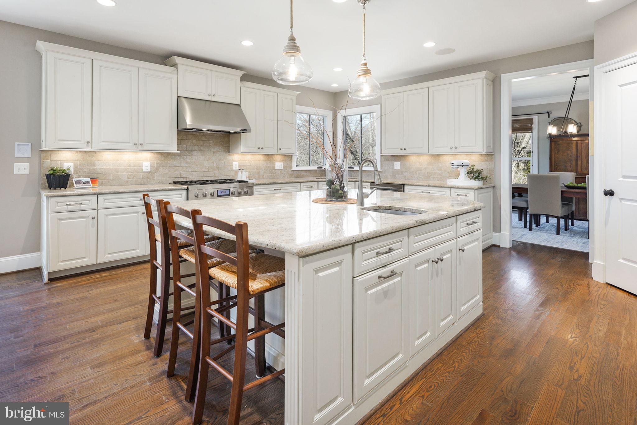 1656 Perlich Street McLean, VA 22101 - Photo 18 of 66 Eat-In Kitchen