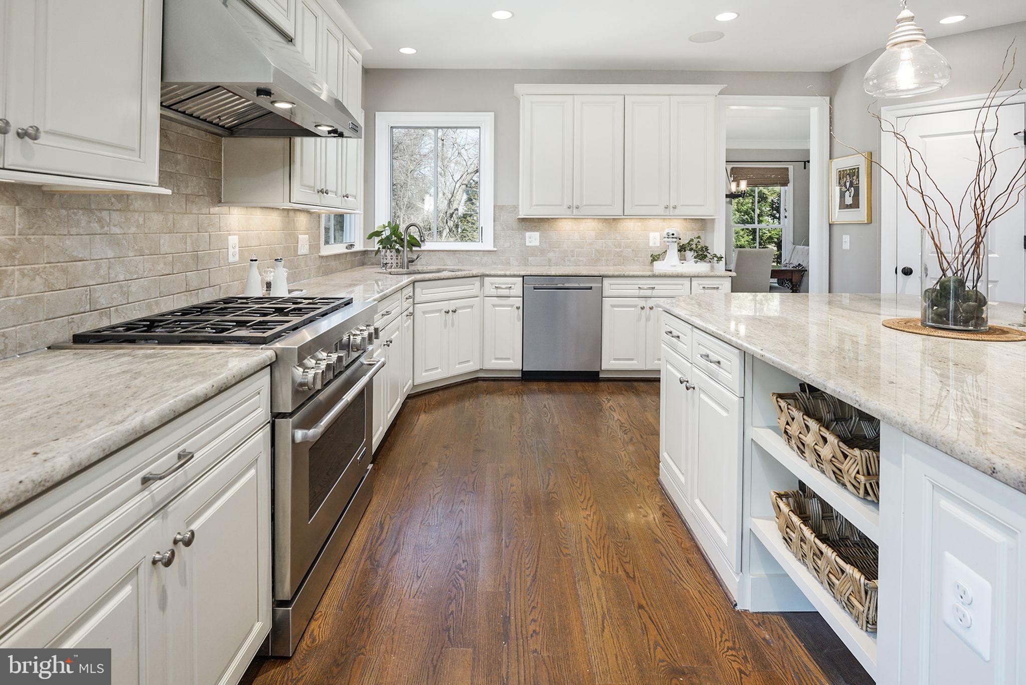 1656 Perlich Street McLean, VA 22101 - Photo 19 of 66 Eat-In Kitchen