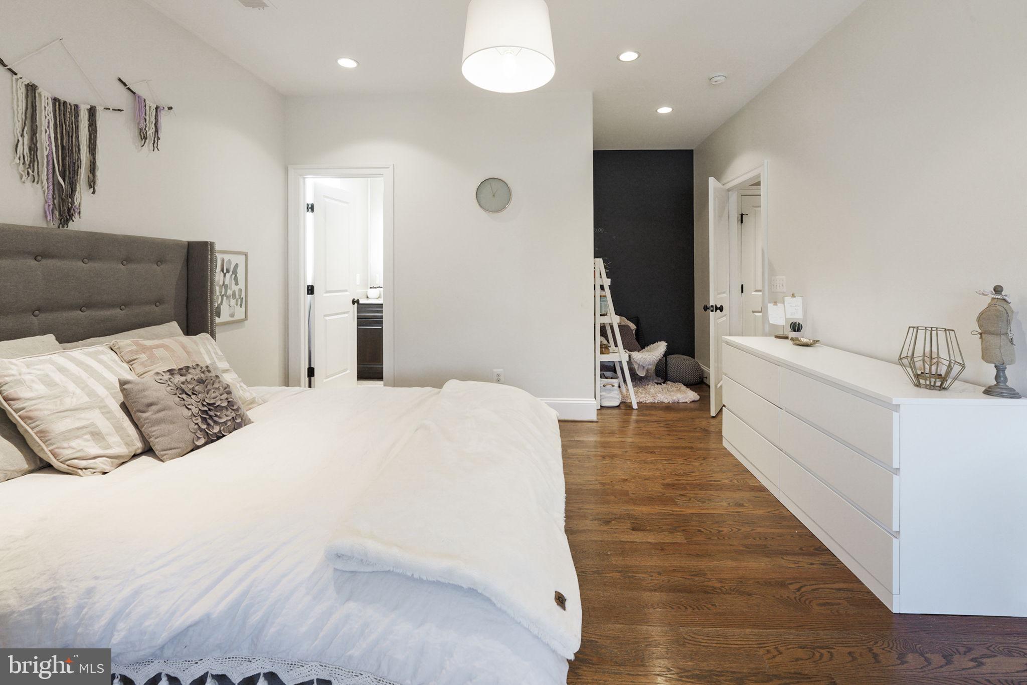 1656 Perlich Street McLean, VA 22101 - Photo 37 of 66 Second Bedroom