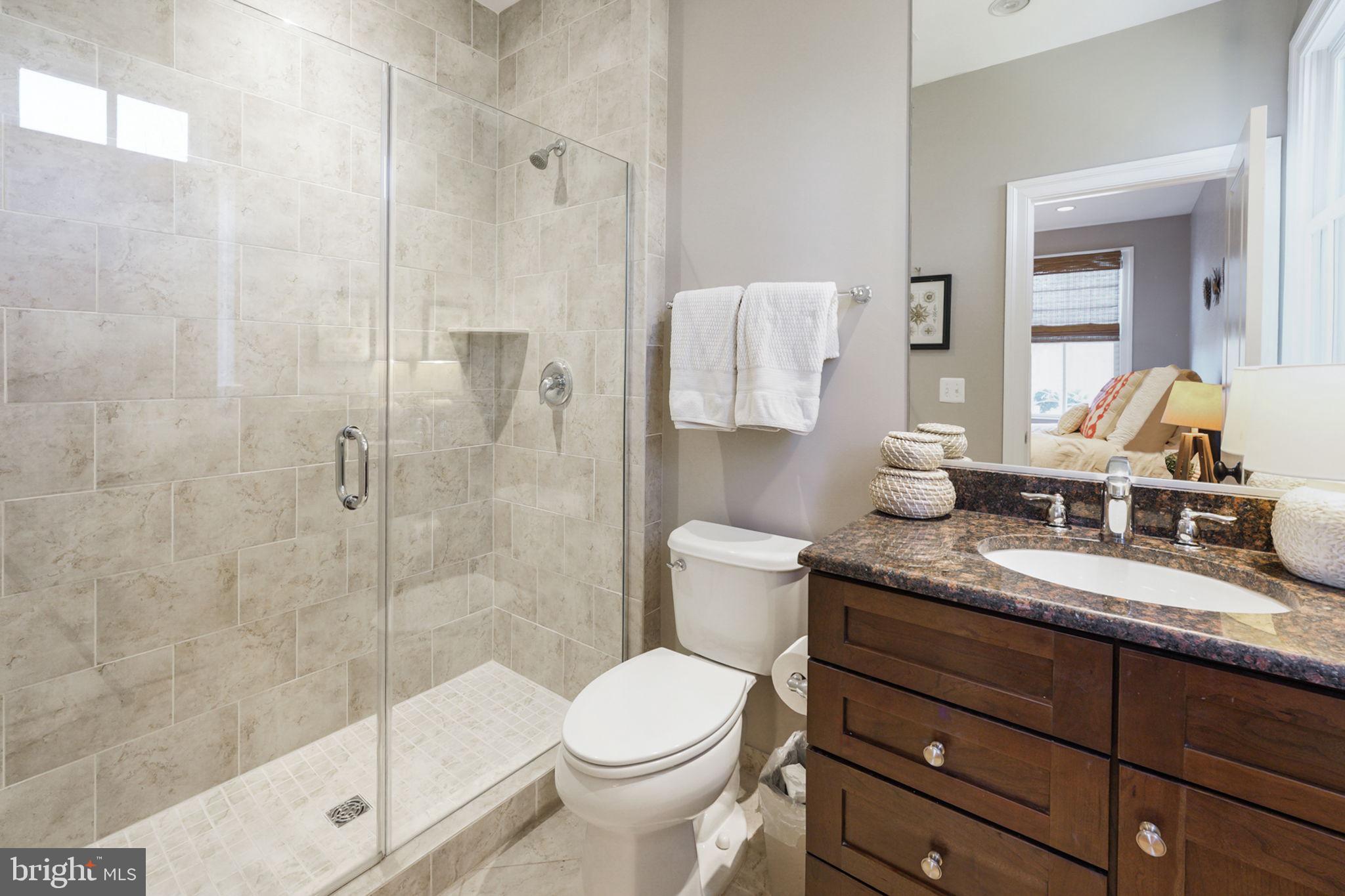 1656 Perlich Street McLean, VA 22101 - Photo 45 of 66 Ensuite Bath