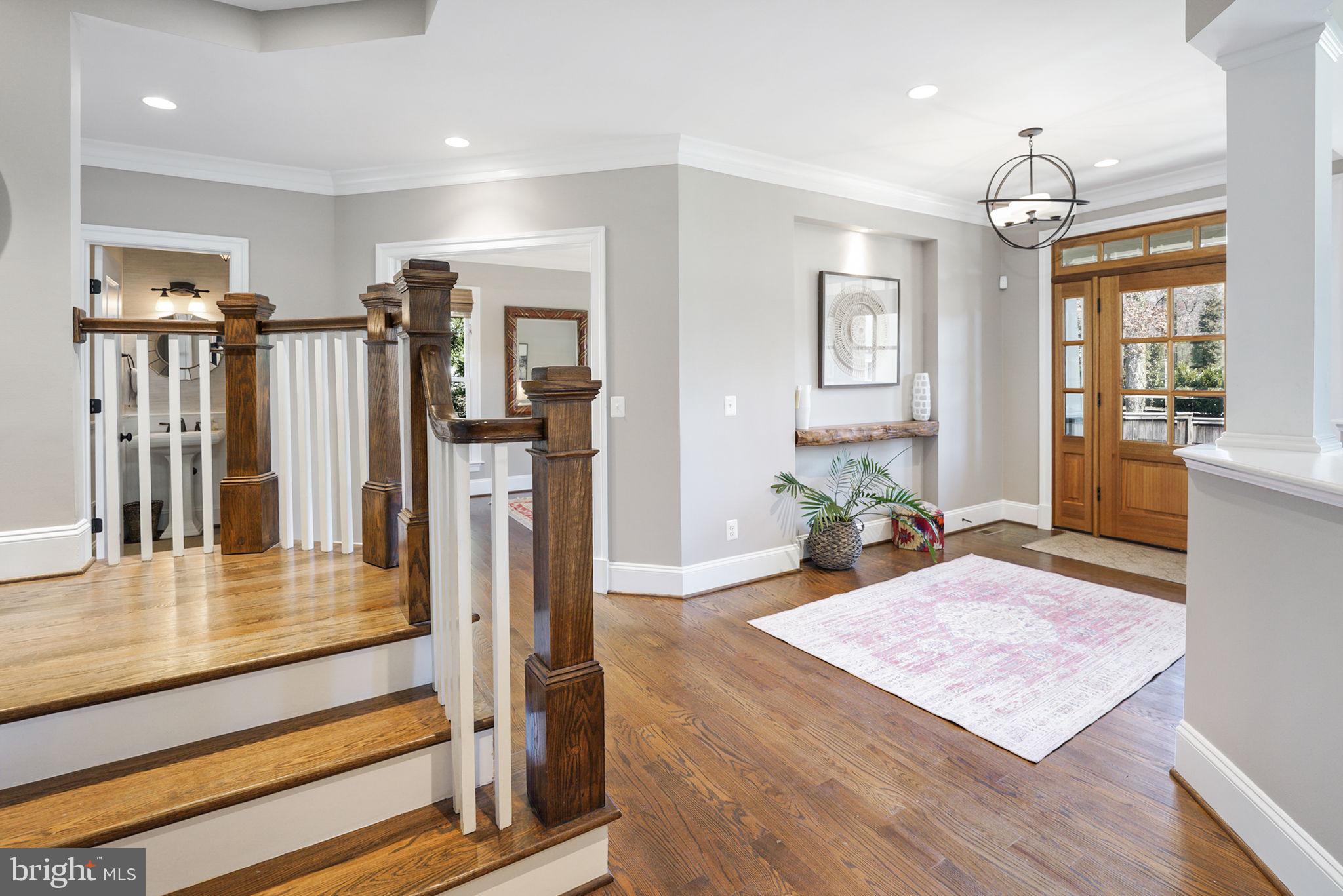 1656 Perlich Street McLean, VA 22101 - Photo 5 of 66 Foyer