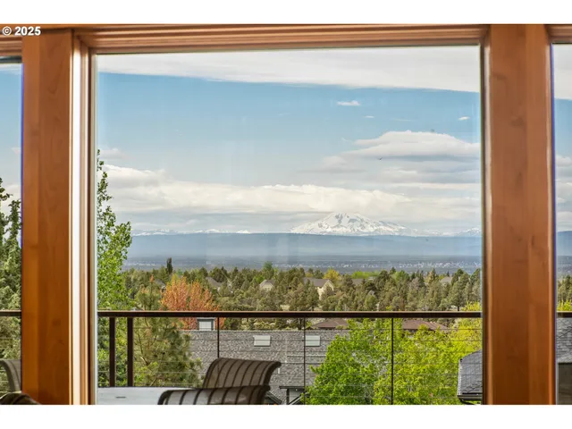 a view of sky from balcony